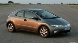 Honda-Civic-5door-2006-1600x900-0091.jpg