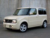 Nissan-Cube2011.jpg