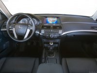 2008-honda-accord-sedan_wallpaper_06.jpg