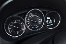 4-Mazda6_Sedan_2012_interior_04.jpg