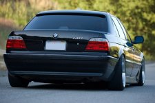 bmw-e38-740i-745-slammed-sedan-vip-04.jpg