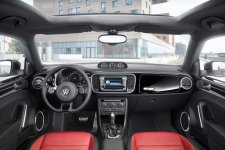 2012_volkswagen_beetle_ip_fd_713111_717.jpg
