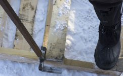 Wood-Pallet-Prybar-In-Action.jpg