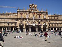 200px-Plaza-mayor-salamanco.jpg