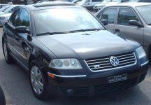 '02-'05_Volkswagen_Passat_W8_Sedan.jpg