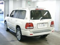 LX470_2.jpg